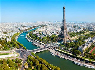 Little Gems of the Seine: Between Bucolic Stopovers and Royal Shores